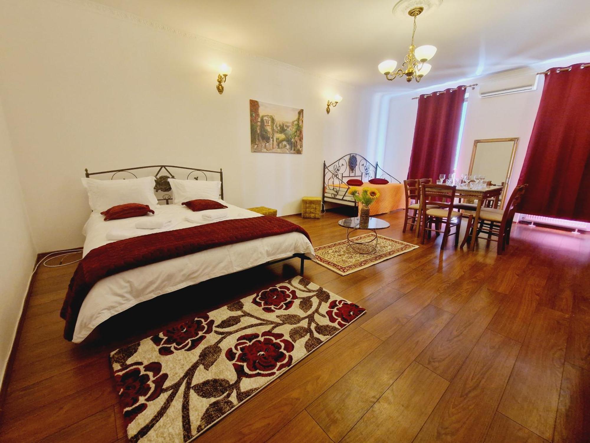 הוילה קלוז'-נאפוקה 5* Royal House Near Unirii Square מראה חיצוני תמונה